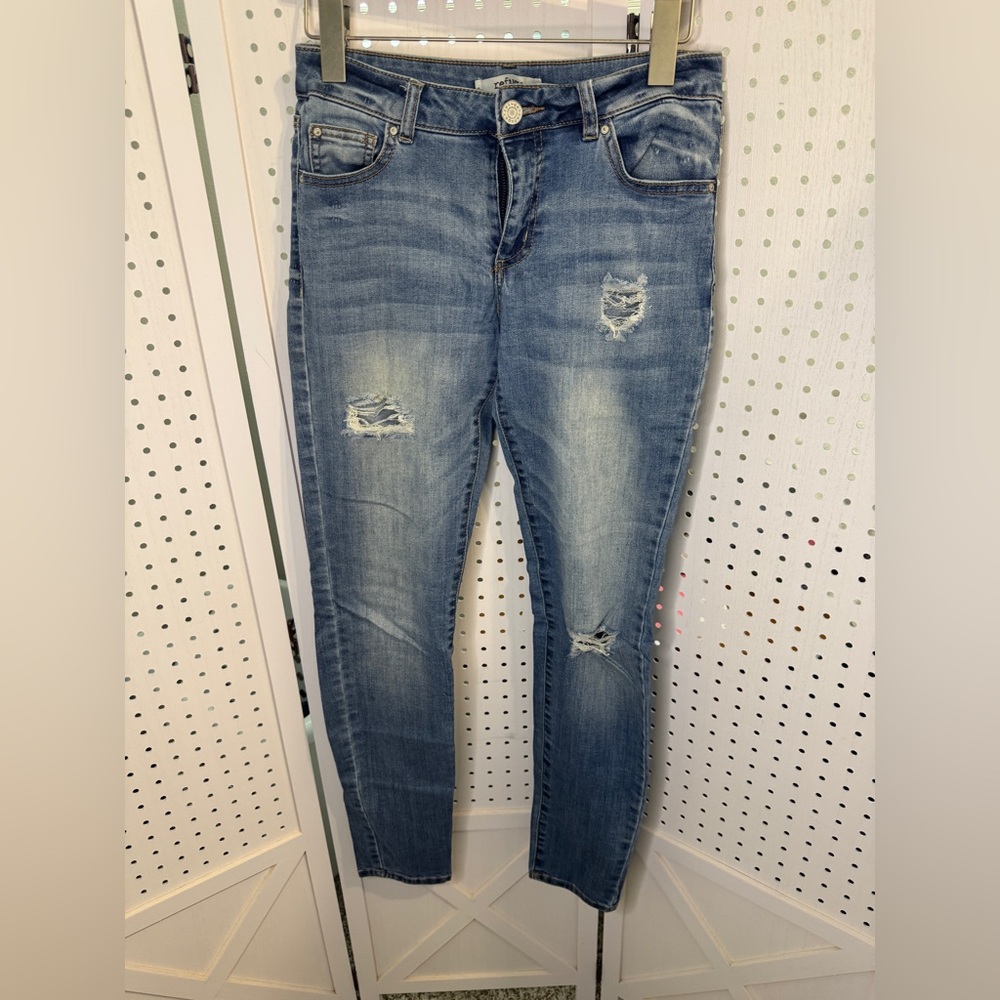 Refuge Distressed Skinny Jeans – Size 4